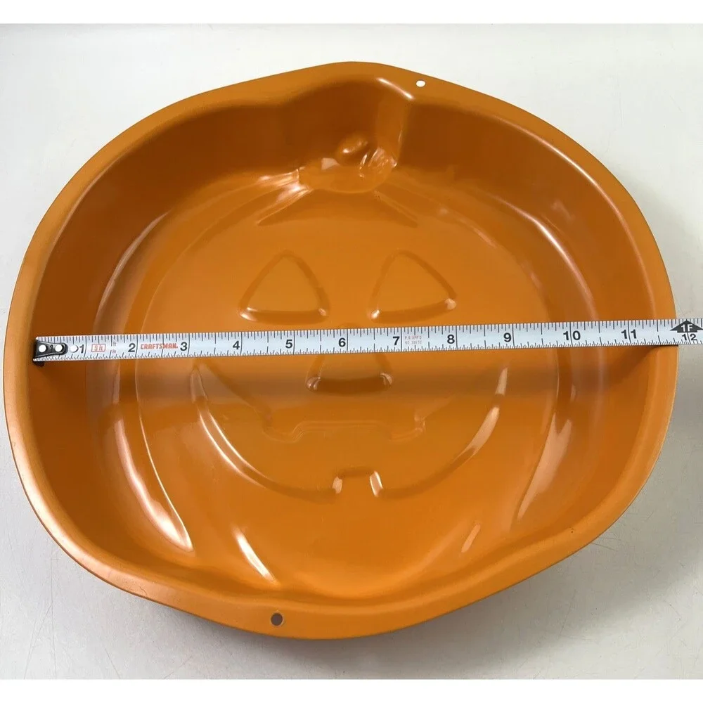 Halloween Deco 2000 Wilton Orange Pumpkin Jack O' Lantern Cake Pan #2105-184